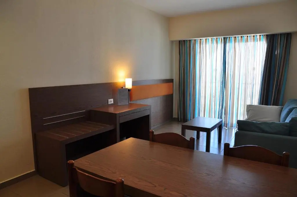 Sea Melody Beach Hotel Apartments