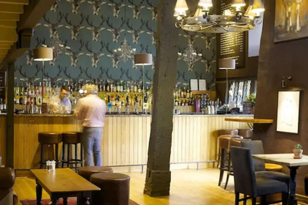 The Broadway Hotel