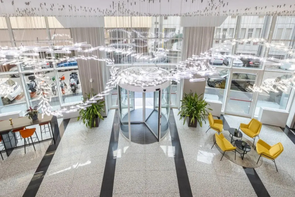 Отель IH Hotels Milano Centrale