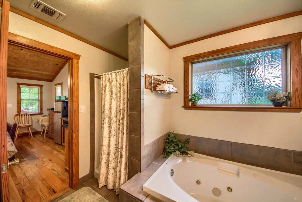 Waldrip Cabin