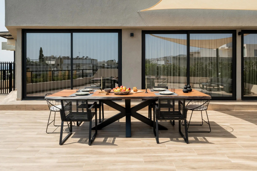 2BD Penthouse Sea View Luxury Apartment