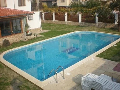 Ilona House