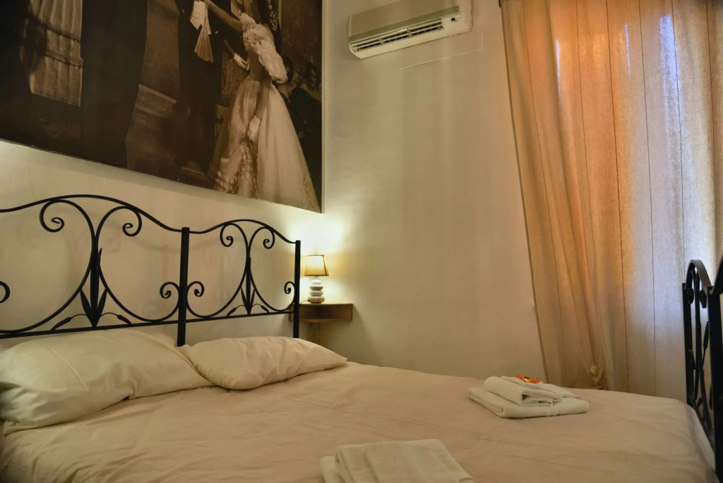 Real Umberto Apartments by Wonderful Italy