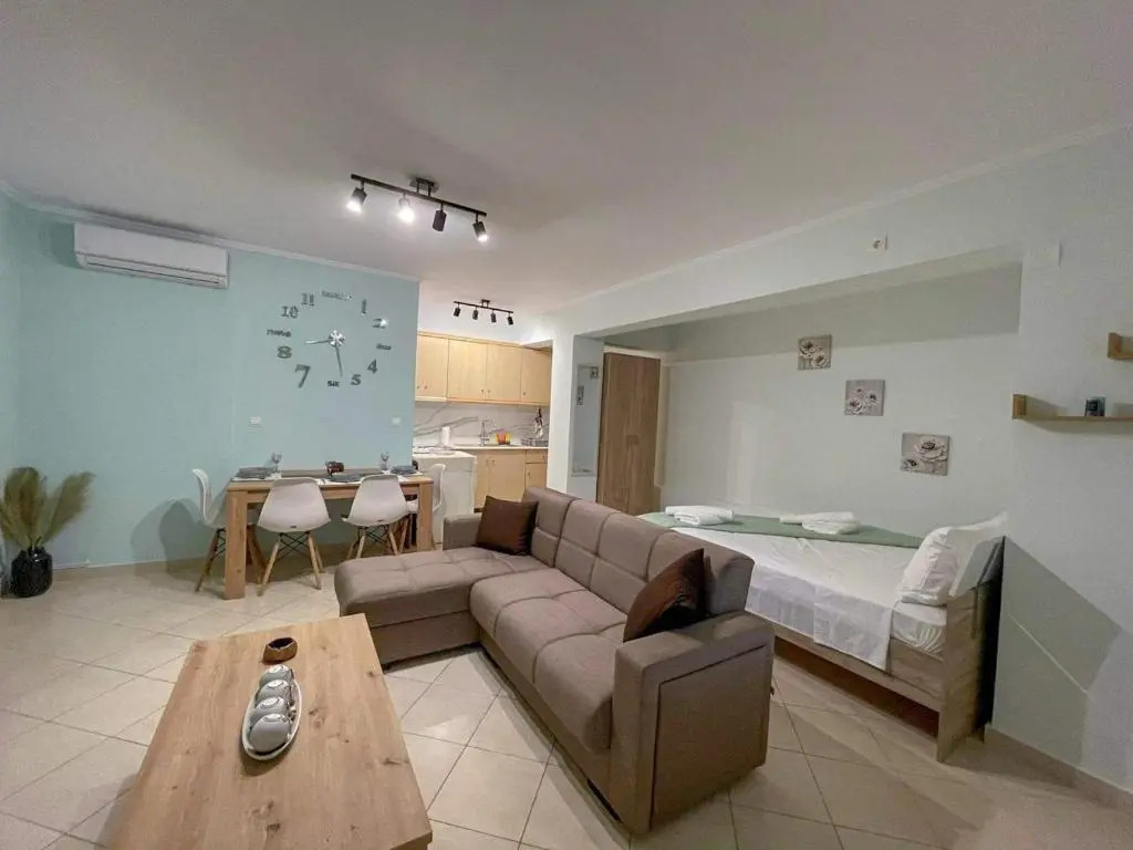 Eleni studio apartment Preveza