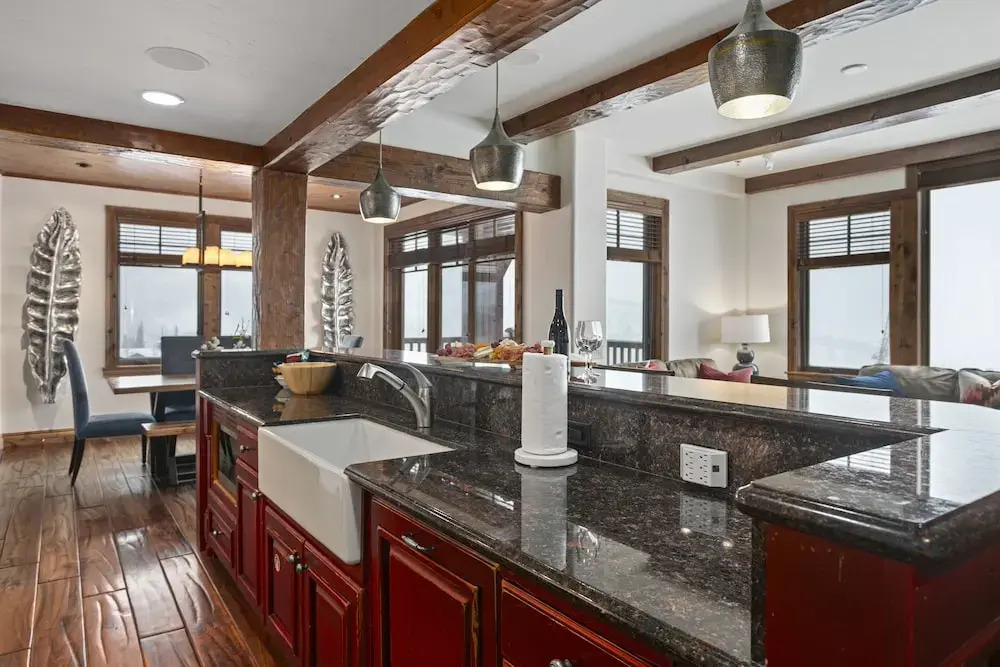 Grand Lodge - Three Bedroom Condo #401 - Ski-in/ski-out by Deer Valley Resort