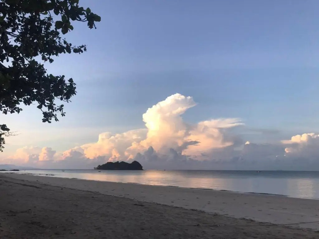 Koh Jum Delight Beach