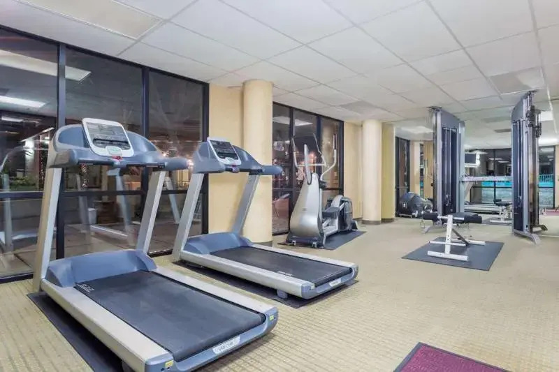 Phoenix Place Hotel & Suites