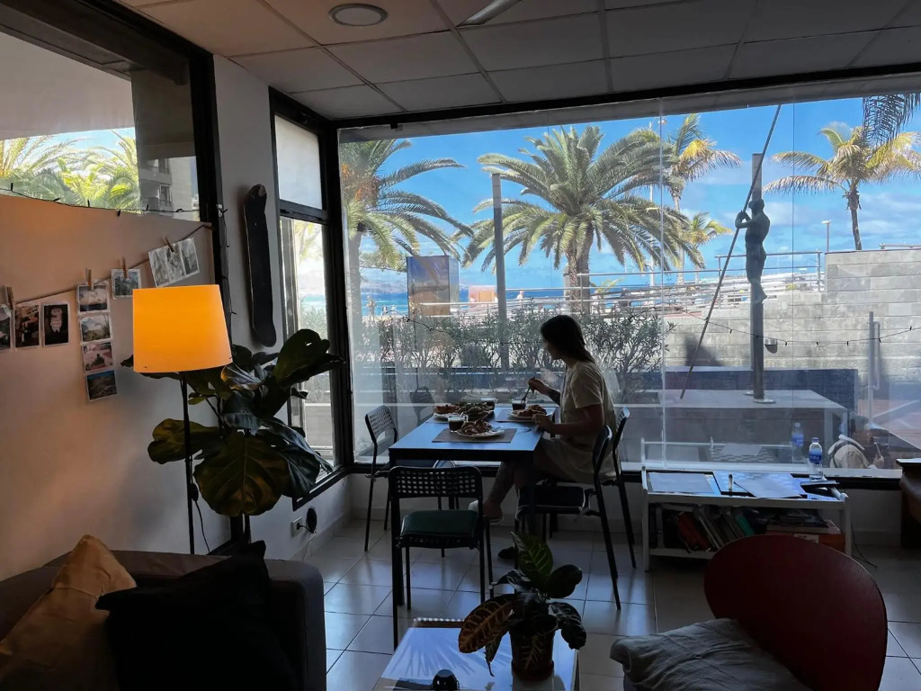 Canteras Hostel
