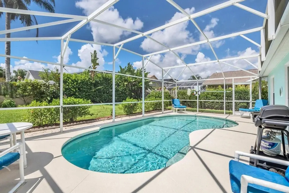 Near Disney Beautiful Family Home 2 Br 2 Bt Pool