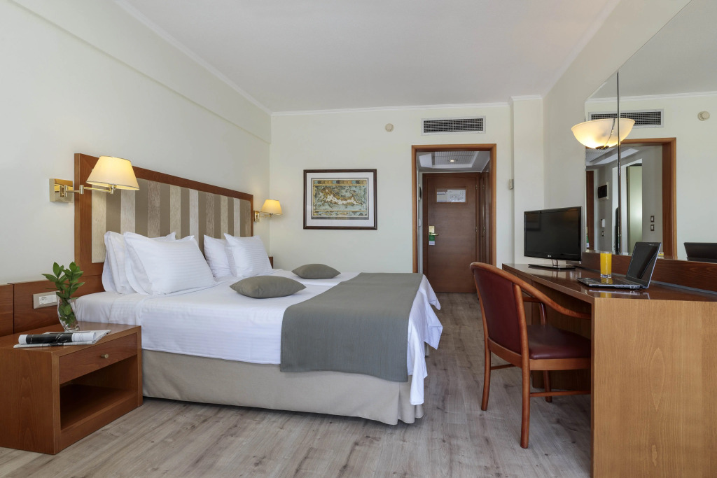 Best Western Plus Hotel Plaza