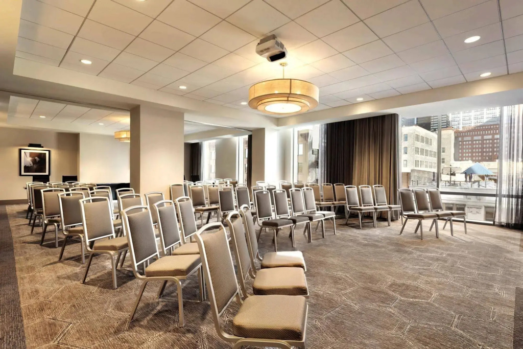 Homewood Suites by Hilton Chicago West Loop Fulton Mkt Area