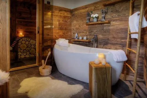 Chalet Alti - OVO Network