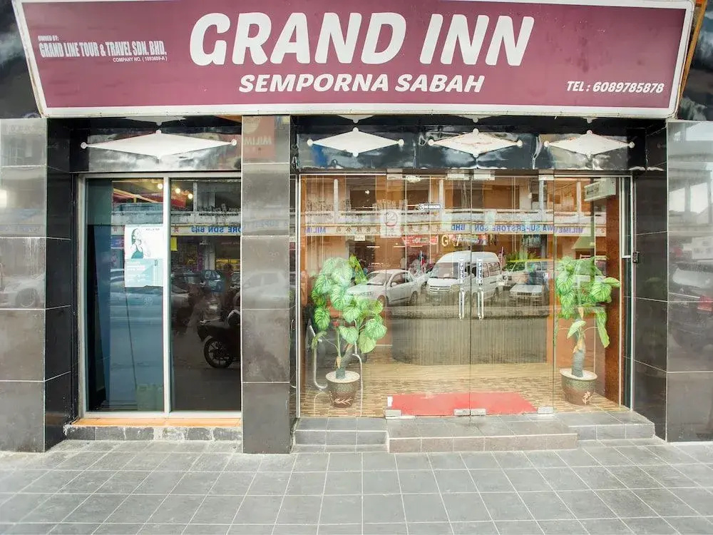 OYO 89712 Grand Inn