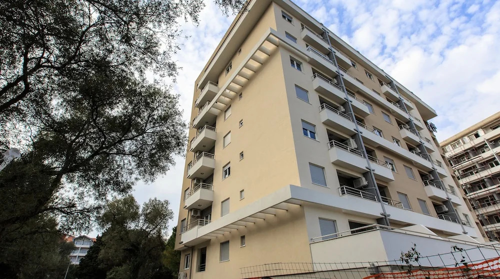Lotus Alba Apartments
