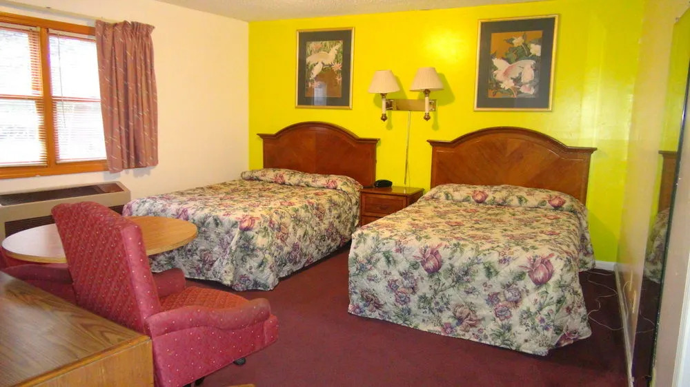 Iris Motel - Mount Pleasant