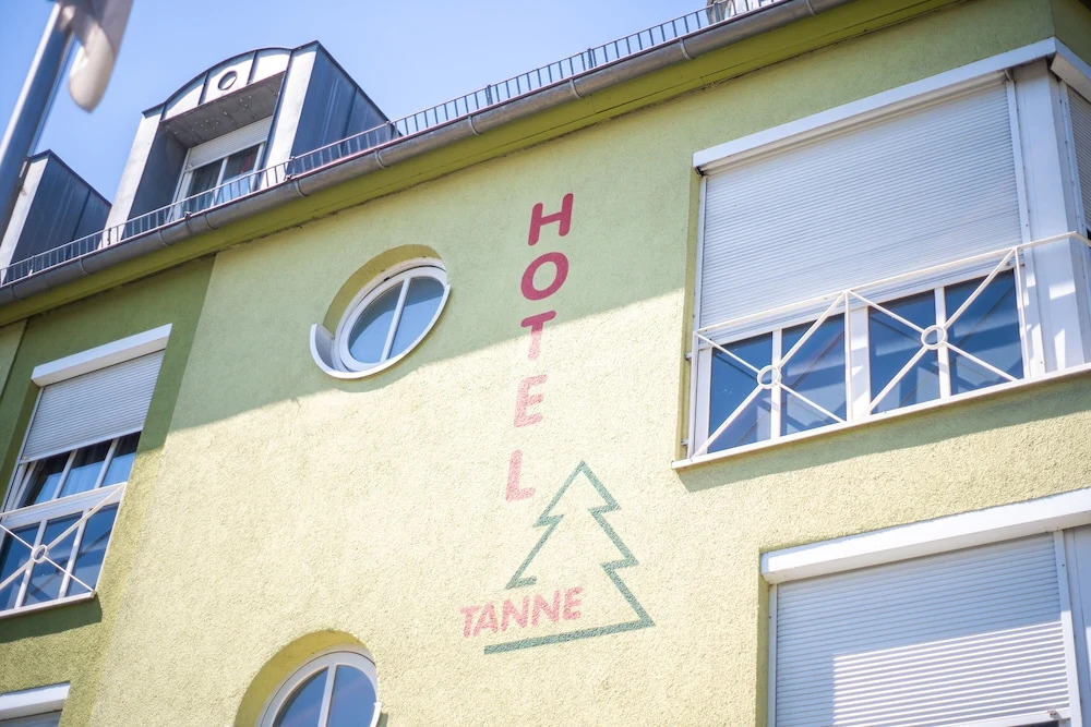 Tanne Apartments