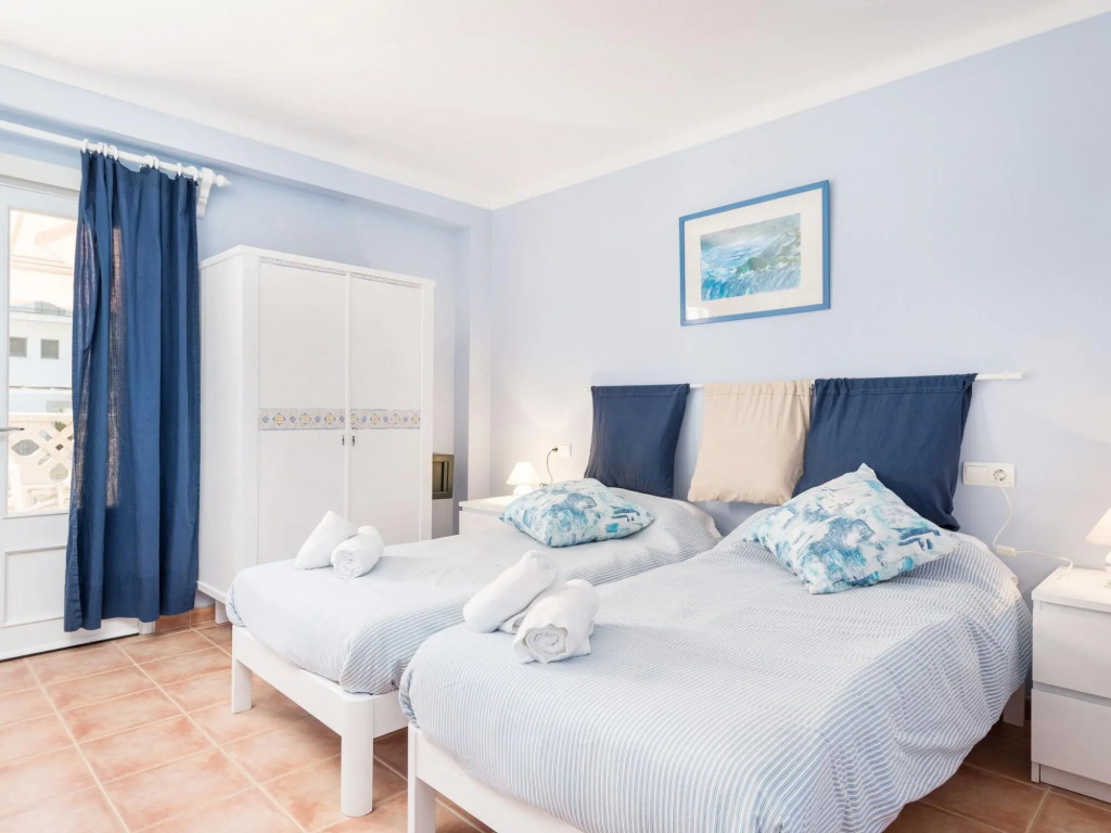 ANTONI CARBONELL SASTRE - Apartment for 4 people in Cala Sant Vicenç (Pollença).