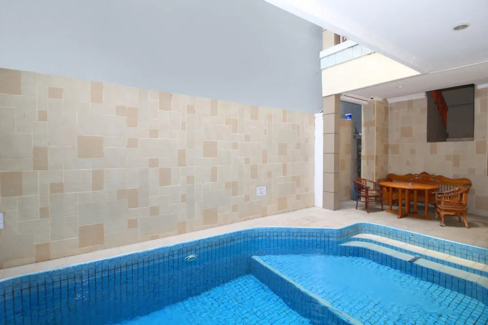 Airy Kartika Plaza Gang Melati 1 Bali