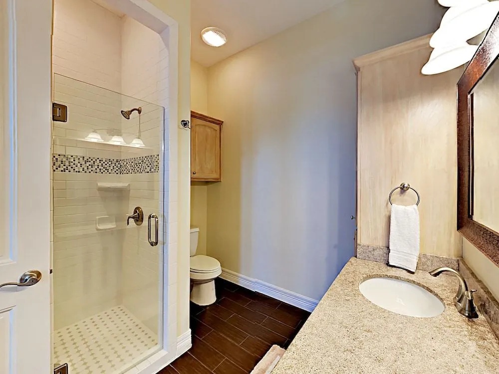 132 E Capricorn Drive Condo - 2 Br condo by RedAwning