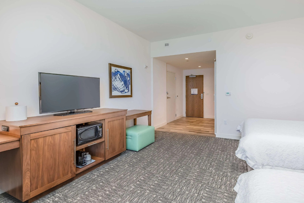 Hampton Inn & Suites Panama City Beach-Beachfront