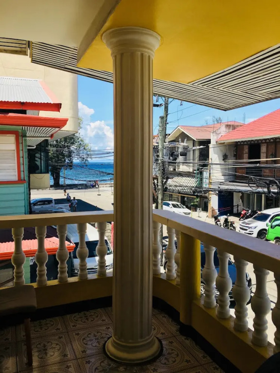U Feel Fun House - Dumaguete
