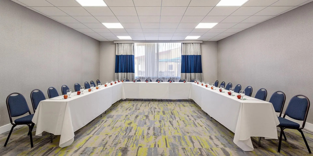 Holiday Inn Hotel & Suites Daytona Beach On The Ocean by IHG