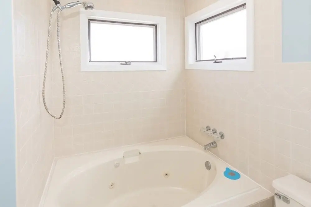 Ne67 216 A 4 Bedrooms 2 Bathrooms Cottage