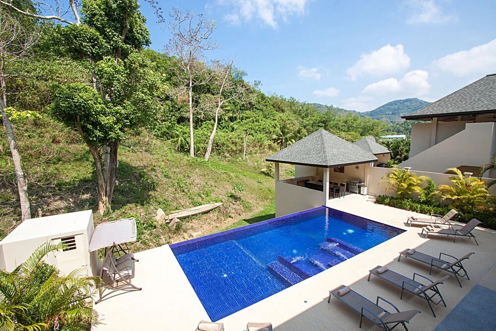 Si Mok Villa