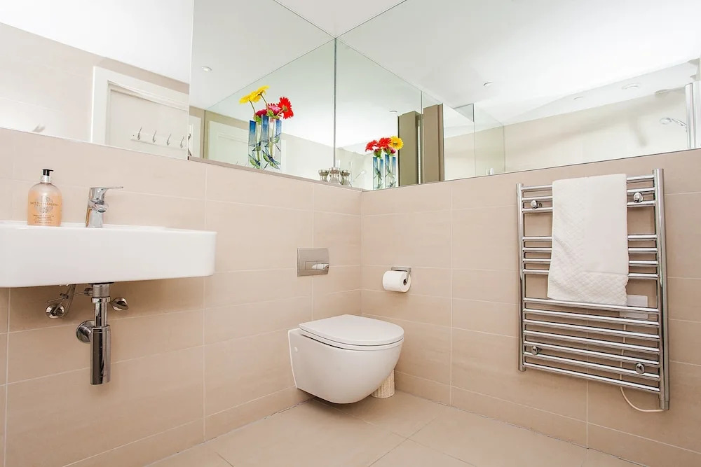 2 Bedroom Apartment With Balcony