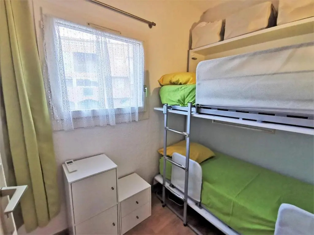 Maison Le Lavandou, 2 pièces, 6 personnes - FR-1-251-156
