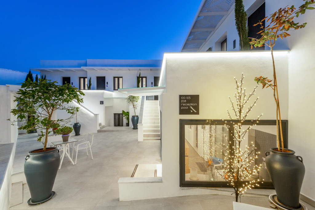 Central Boutique Hotel by Naoussa Hills - Adults Only