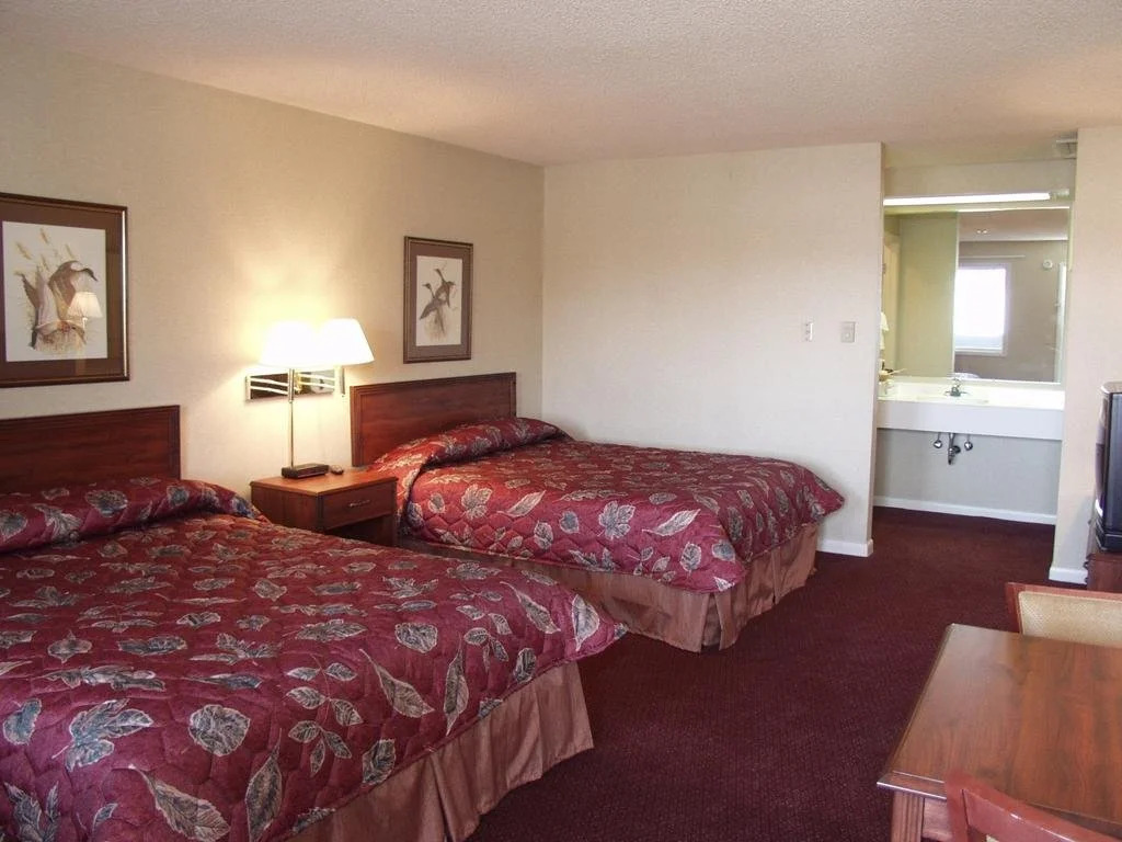 Airport Inn