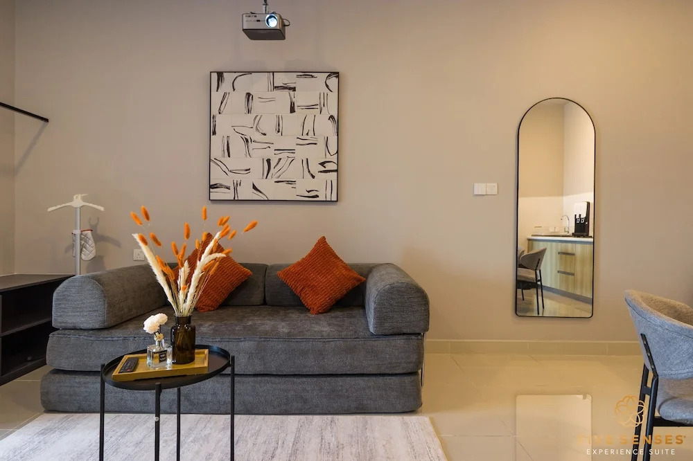 CoreSoho Suite by BKAstaycation KotaWarisan Sepang KLIA Airport, Free Wifi