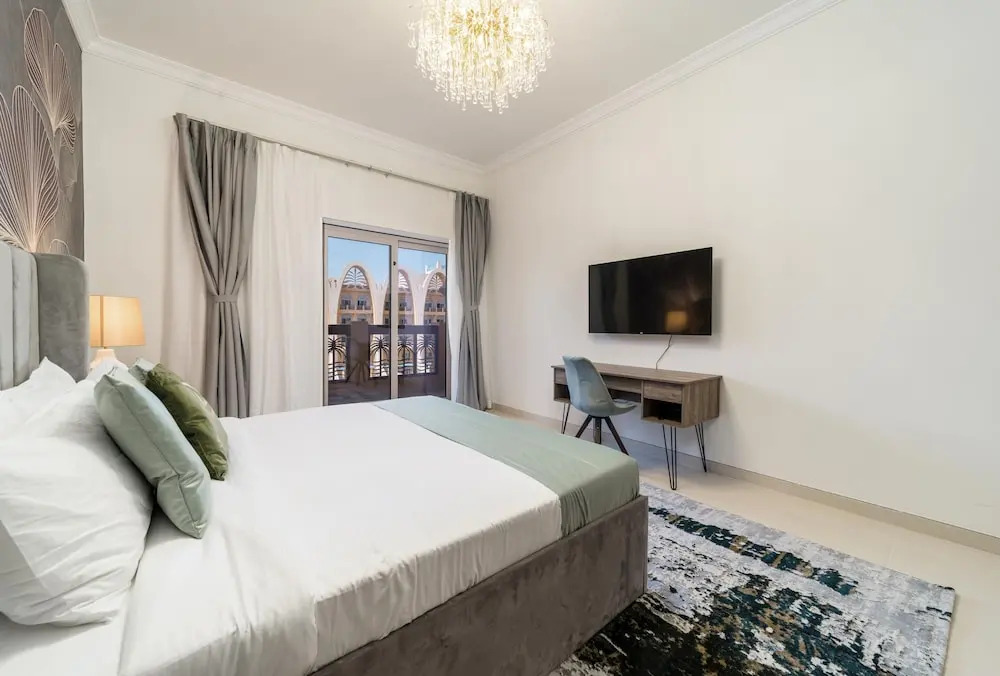 GLOBALSTAY. Sarai Apartments on the Beach