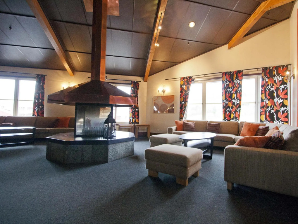 Stoten Ski Hotel