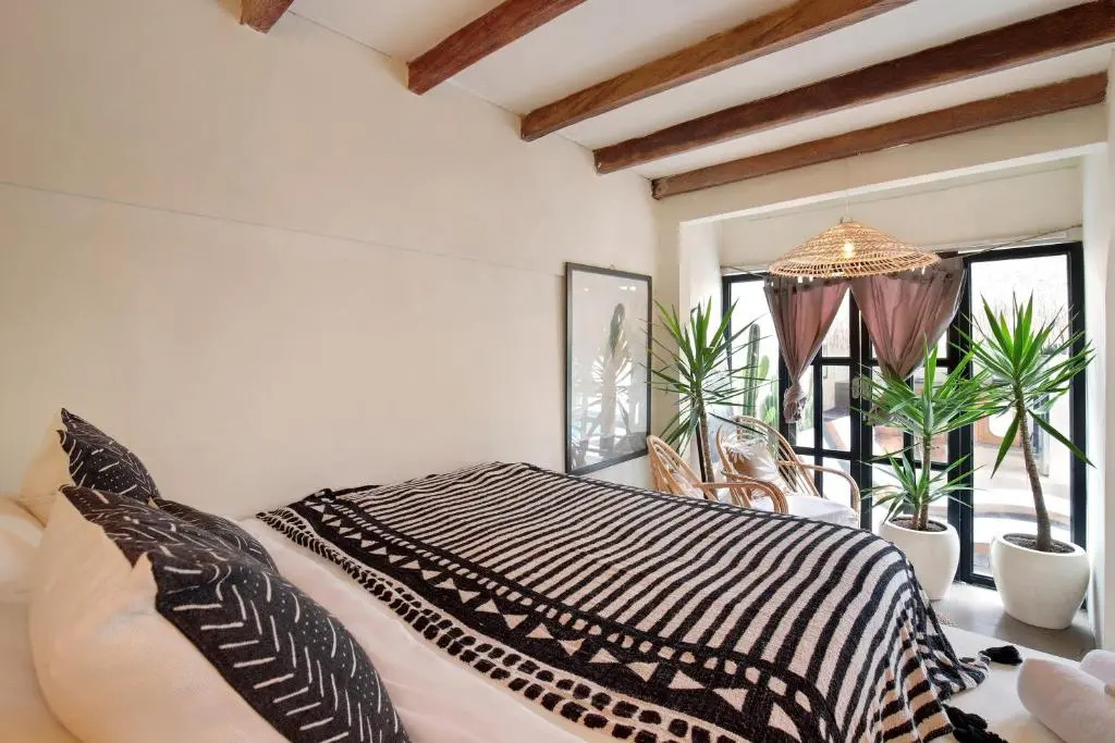 Loft Style Private Bungalow Seminyak 1 bedroom