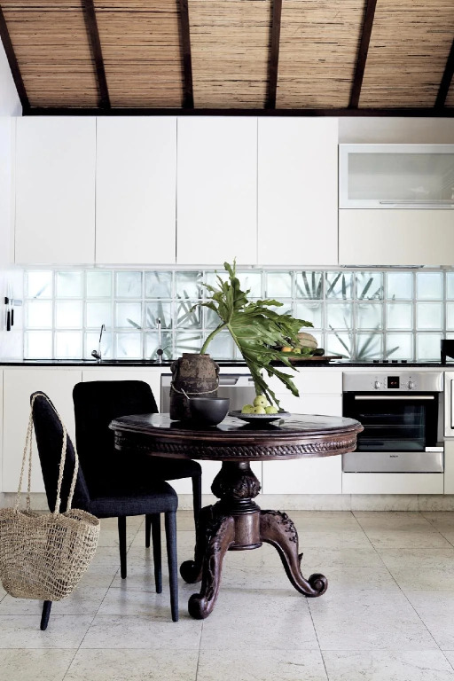 The Villas of Byron