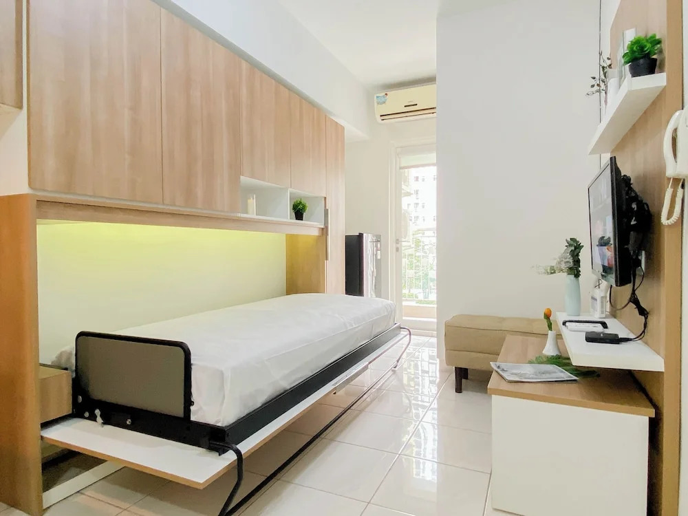 Practical 2Br For 4 Pax At Springlake Summarecon Bekasi Apartment