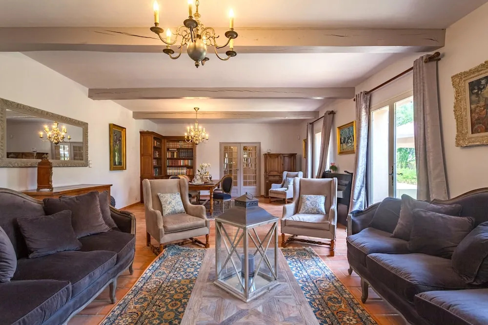 Le Domaine De La Tour