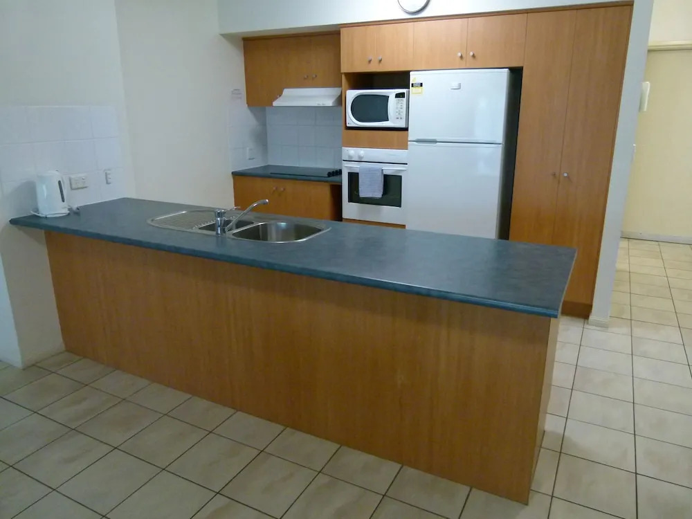 Madison Ocean Breeze Apartments