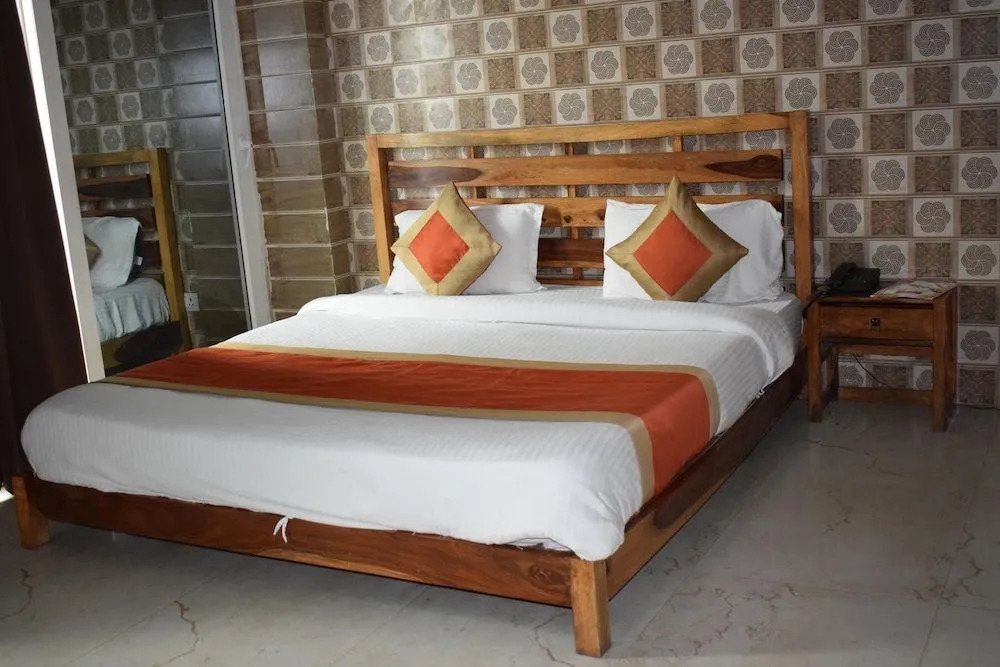 Hotel Palm Tree Sector 31