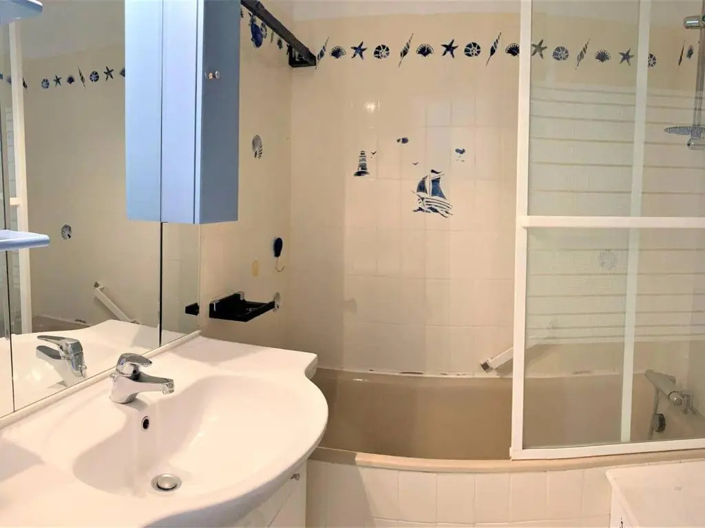 Appartement Quiberon, 1 pièce, 2 personnes - FR-1-478-45