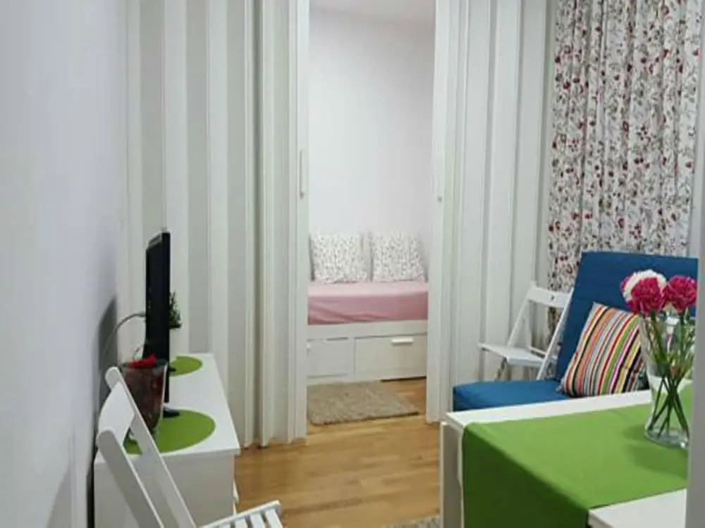 Mc Yolo Apartamento Museo Reina I