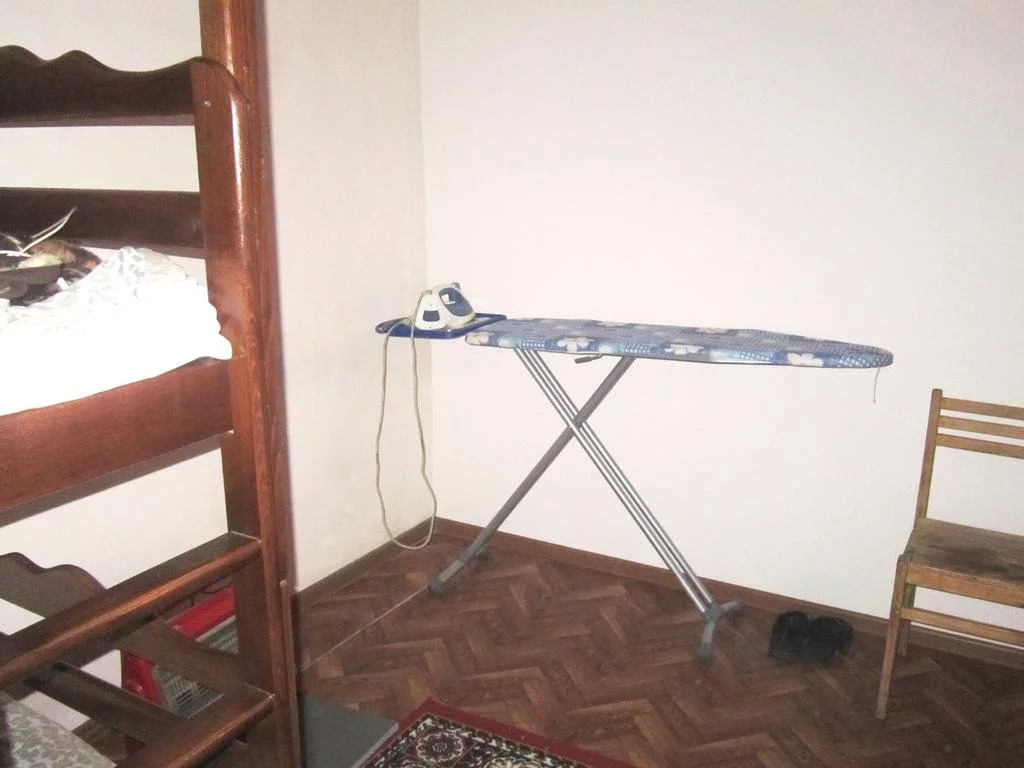 Republic Square Hostel and Tours