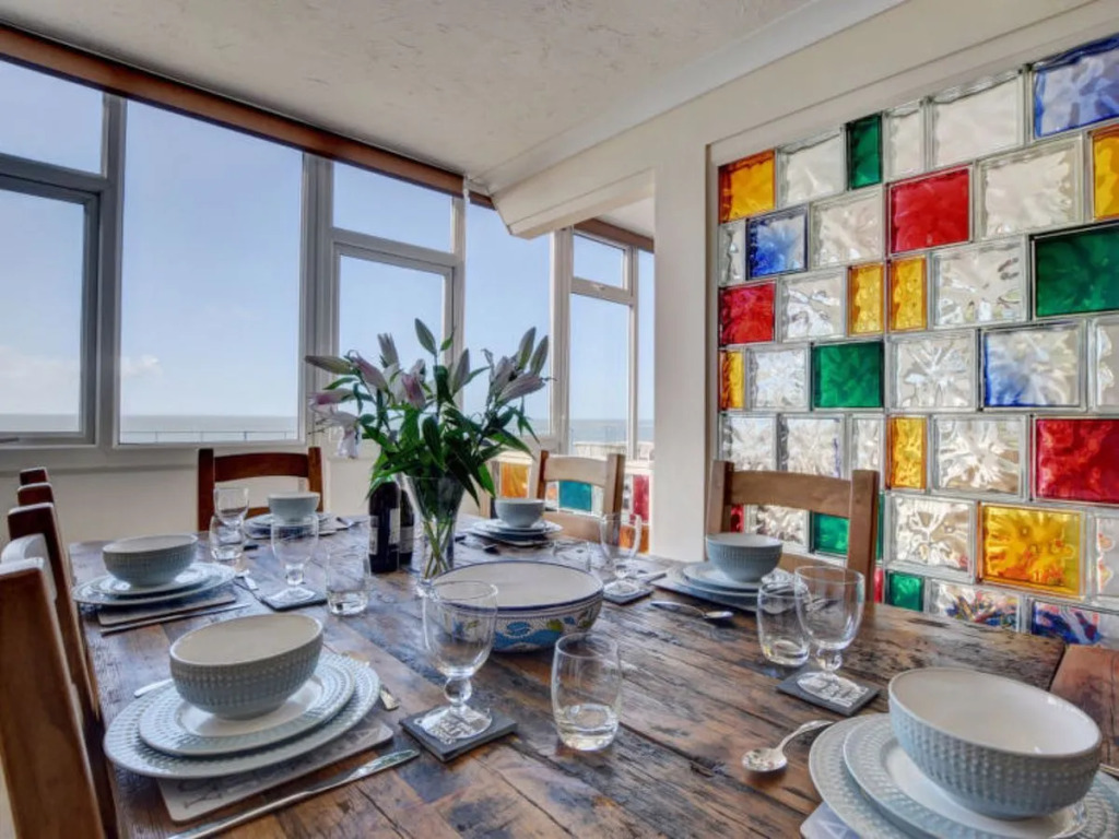 1 Devon Beach Court