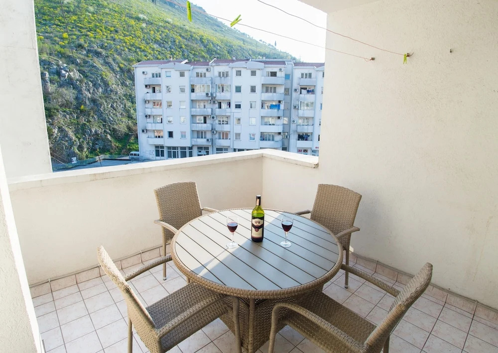 Old Town Gate Apartment