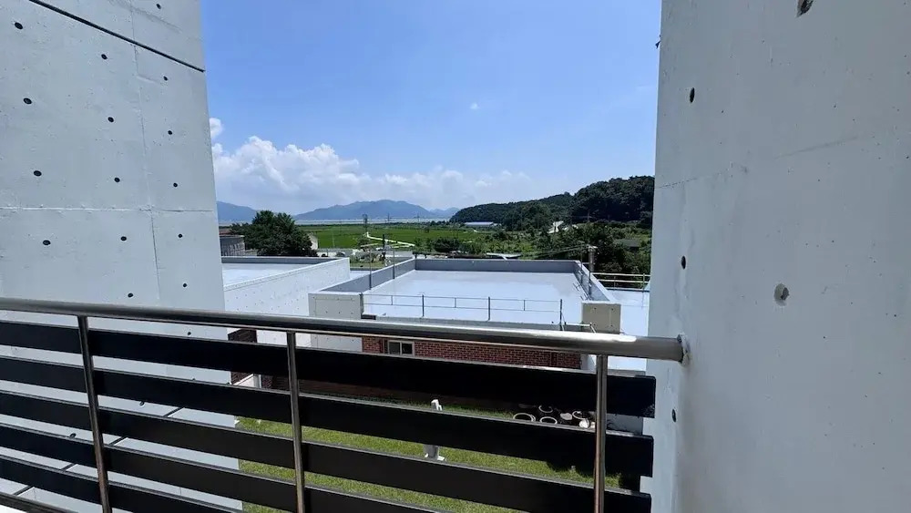 HwiMokArt Resort