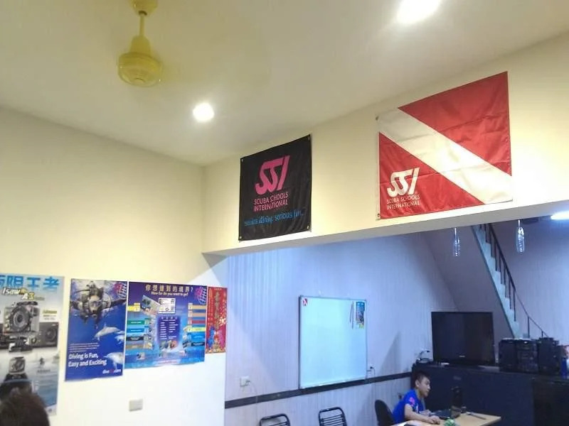 Atoll Dive Travel Center