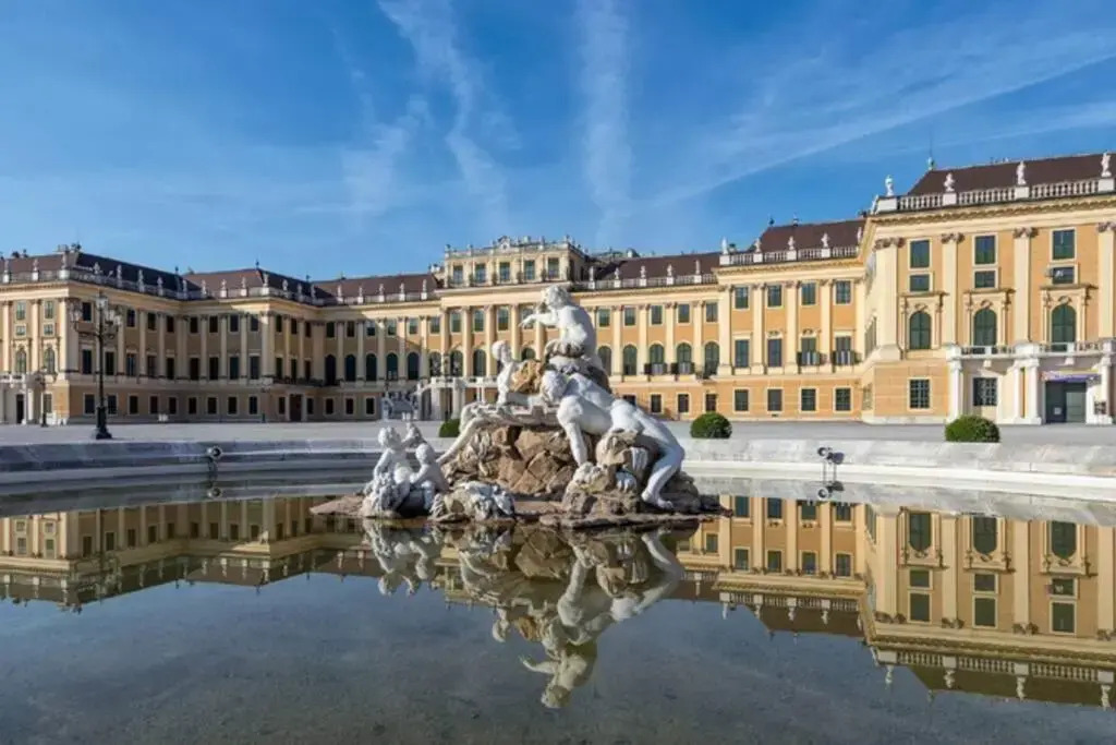 Studio-Apartment between Schoenbrunn & the City Center (26)
