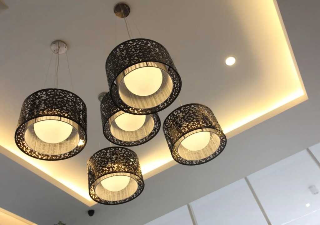 Avissa Suites